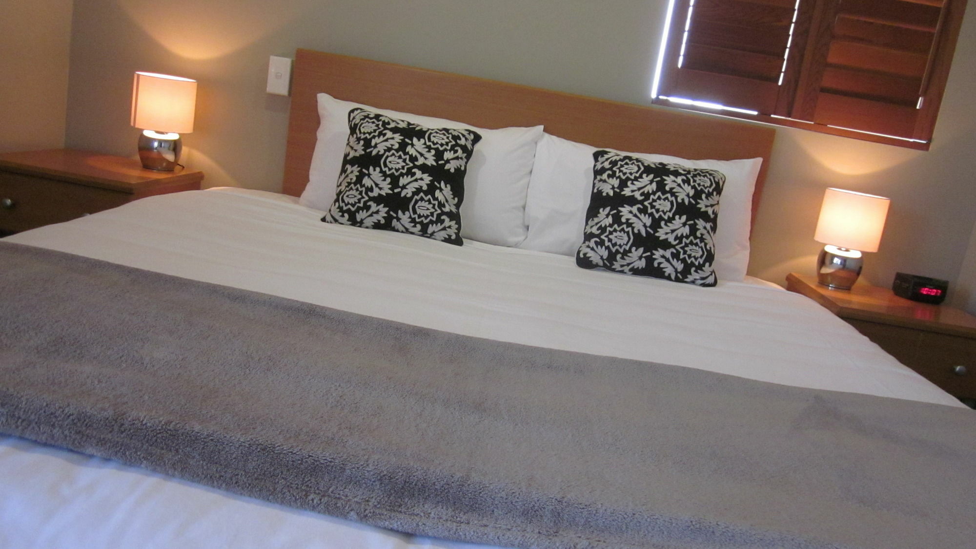 Cosmopolitan Motel & Serviced Apartments Rockhampton Exterior photo